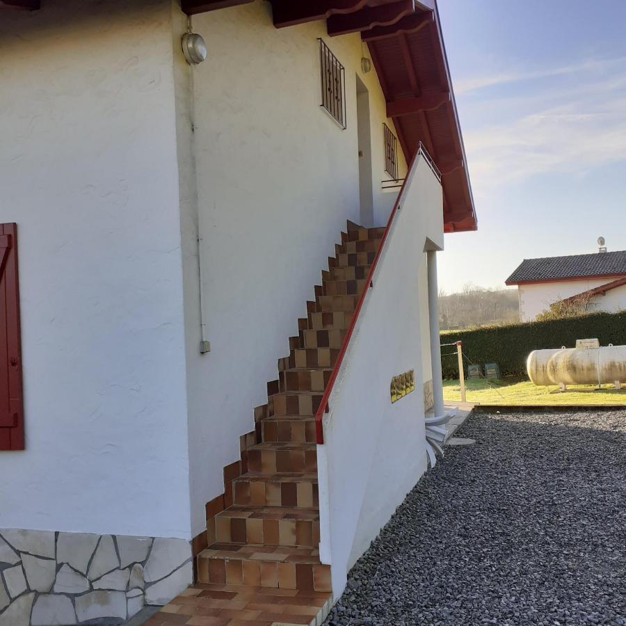 Ur Ondoan - Appartement Saint Pee Sur Nivelle Eksteriør billede